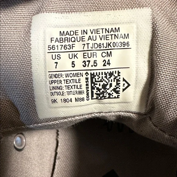 Converse Chuck Taylor All Star Low Top gray Sneakers - Picture 3 of 3